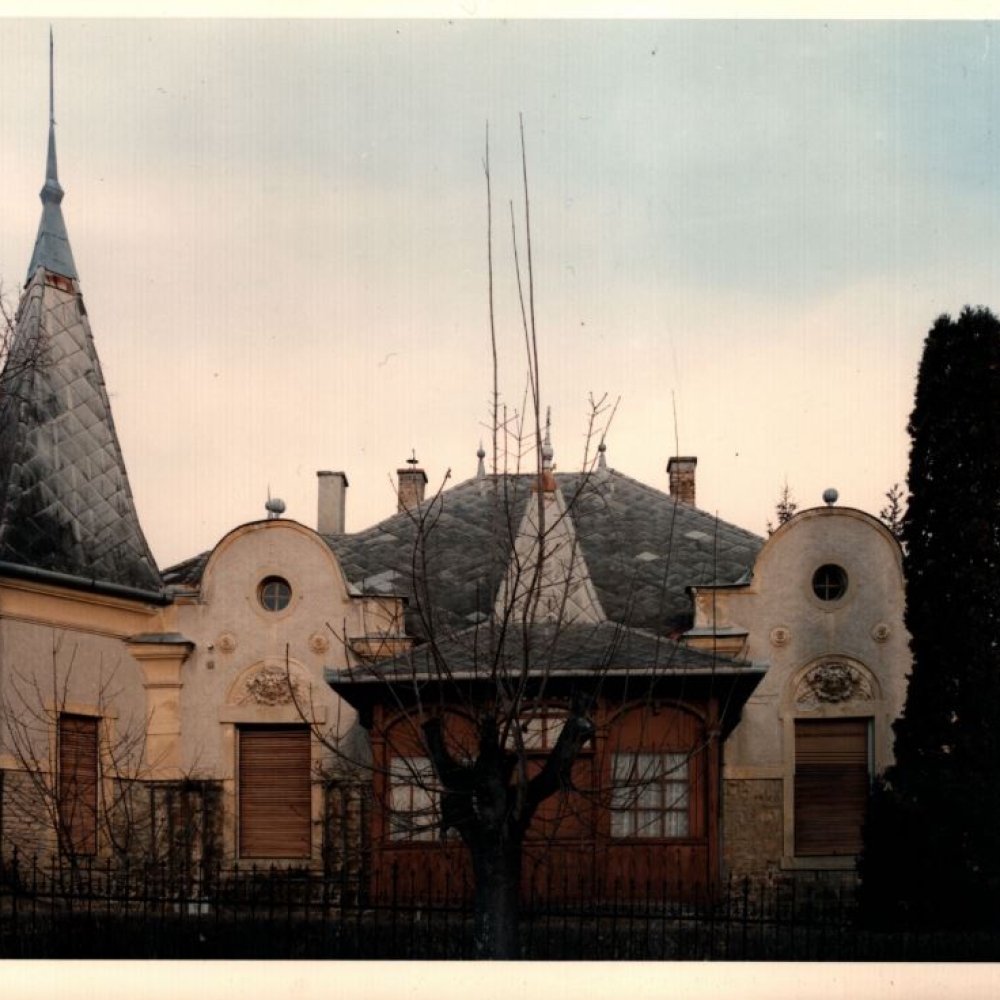 Balaton utcai villa
